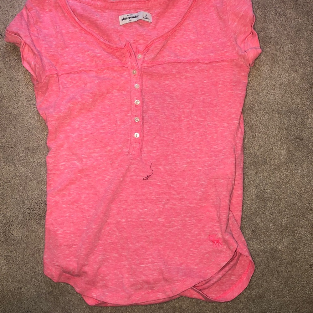 Abercrombie pink t-shirt